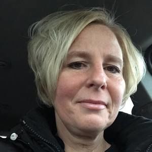 Meet your Posher, Cynthia